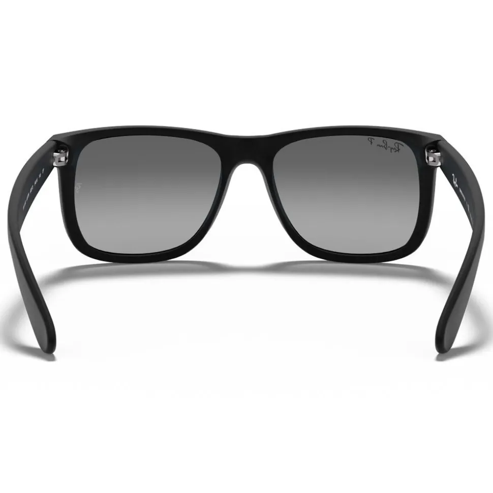 Occhiali da sole Ray Ban RB4165 Justin Classic Matte Rubber Black Light Grey Gradient Polar