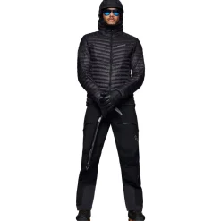 Piumino Norrona Trollveggen Down 800 Super Light Hood Caviar Black