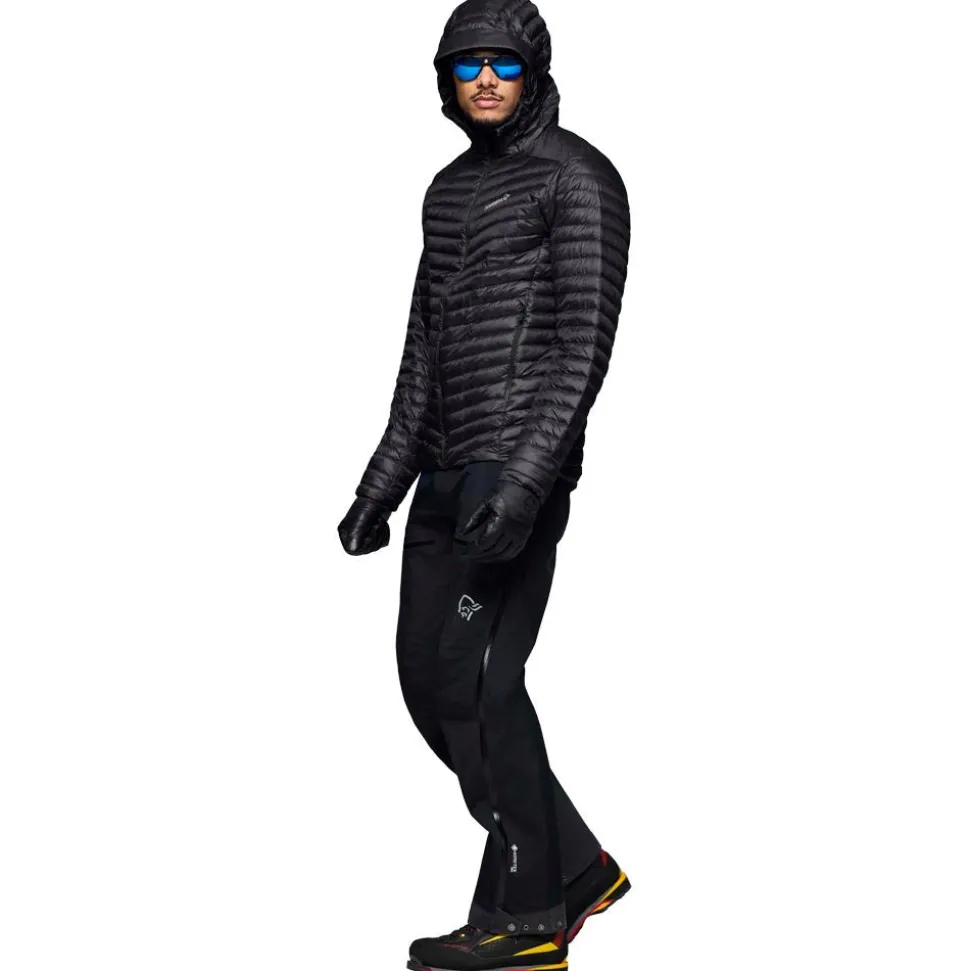 Piumino Norrona Trollveggen Down 800 Super Light Hood Caviar Black